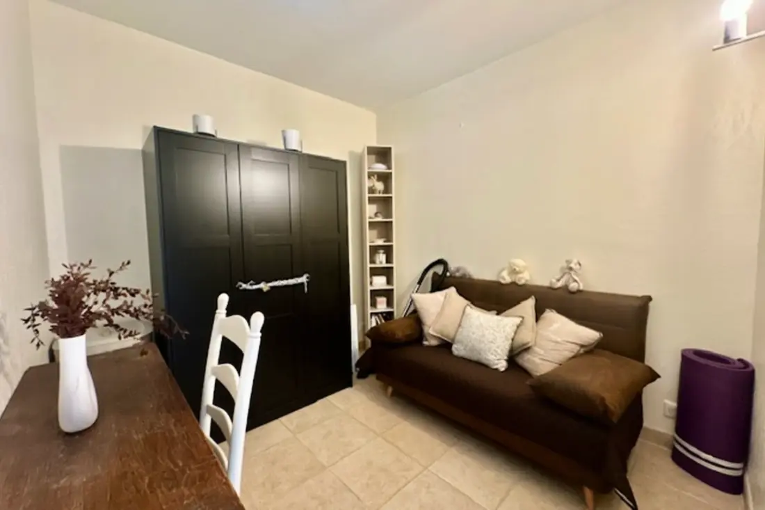 Appartement Rénové Avec Balcon