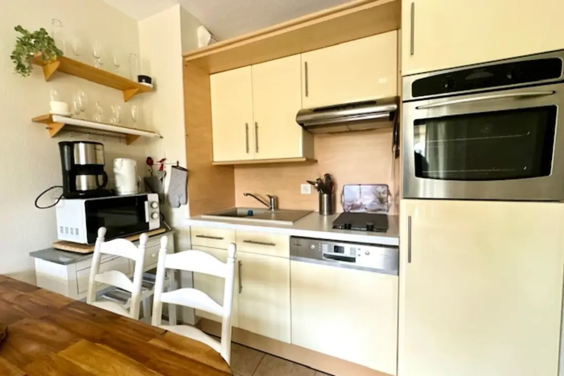 Appartement Rénové Avec Balcon