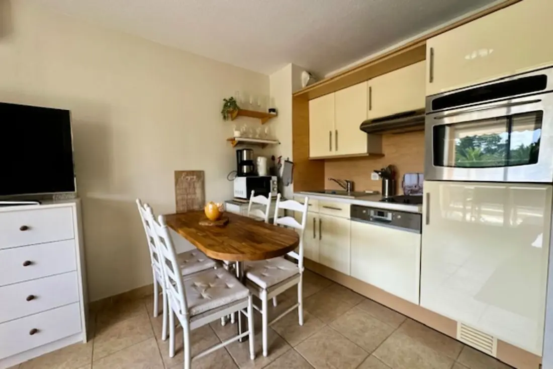 Appartement Rénové Avec Balcon
