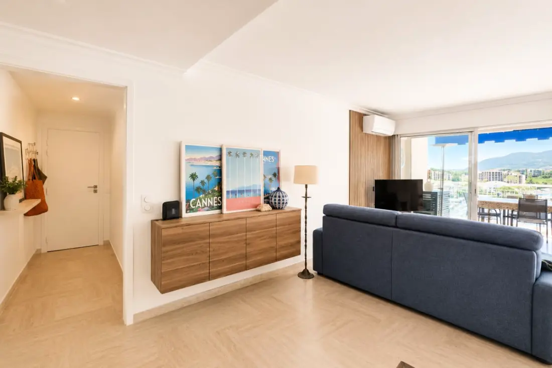 Appt 8 Pers Vue Mer &amp; Piscine - 10 Minutes De Cannes