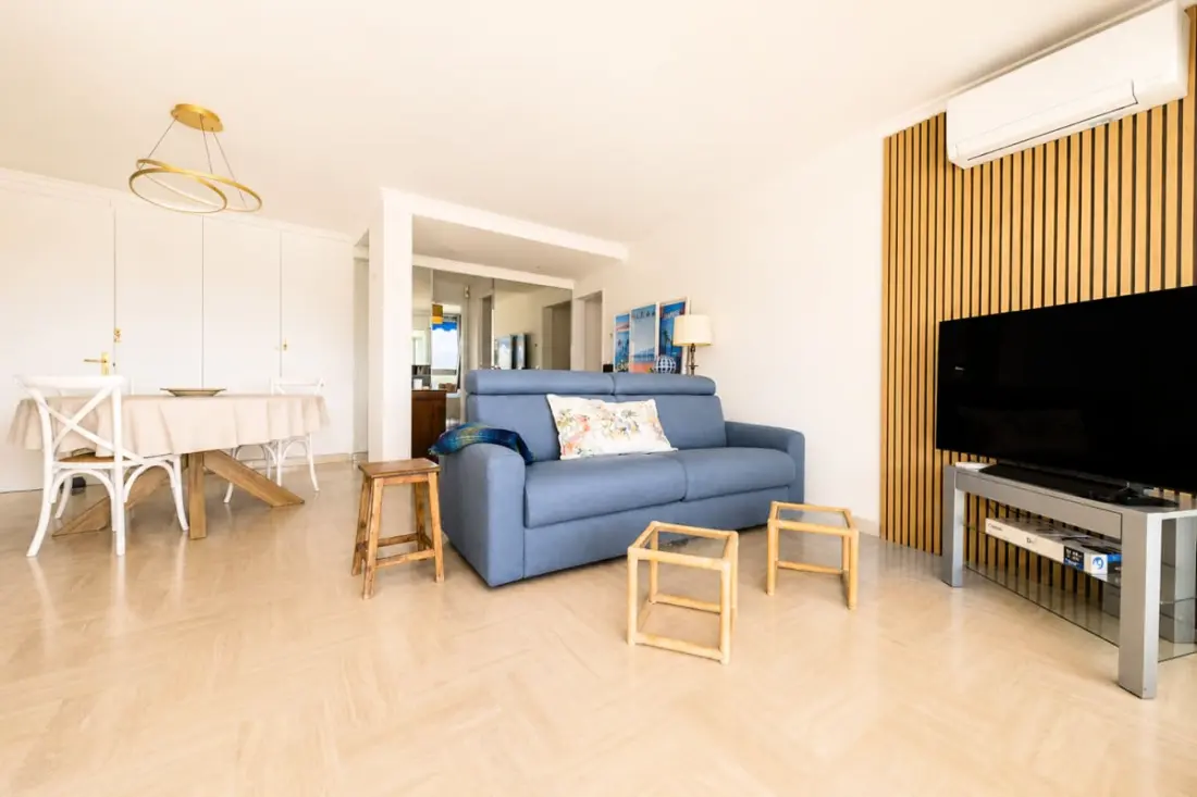 Appt 8 Pers Vue Mer &amp; Piscine - 10 Minutes De Cannes