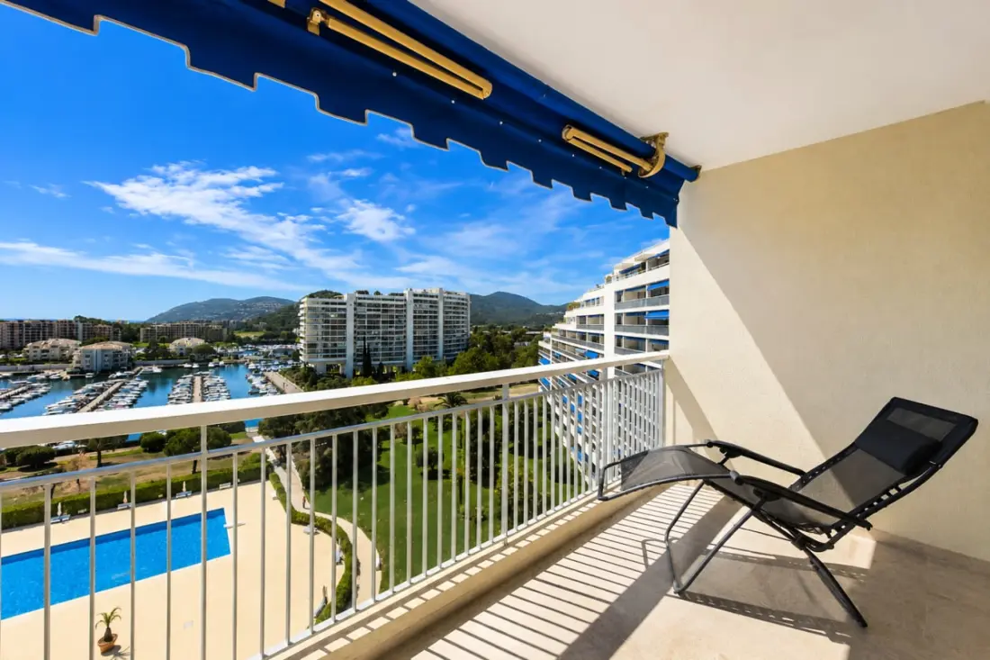 Appt 8 Pers Vue Mer &amp; Piscine - 10 Minutes De Cannes