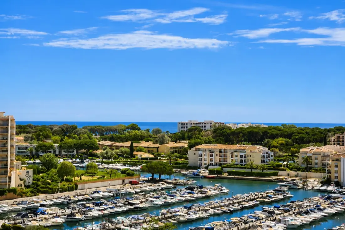 Appt 8 Pers Vue Mer &amp; Piscine - 10 Minutes De Cannes