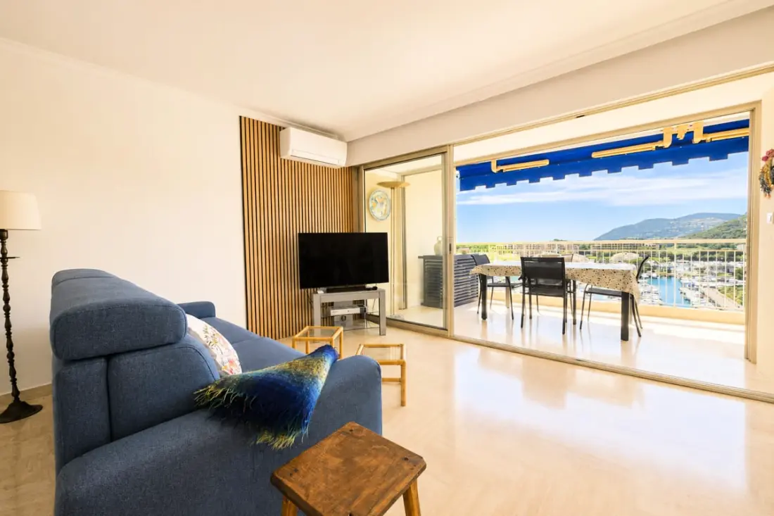 Appt 8 Pers Vue Mer &amp; Piscine - 10 Minutes De Cannes