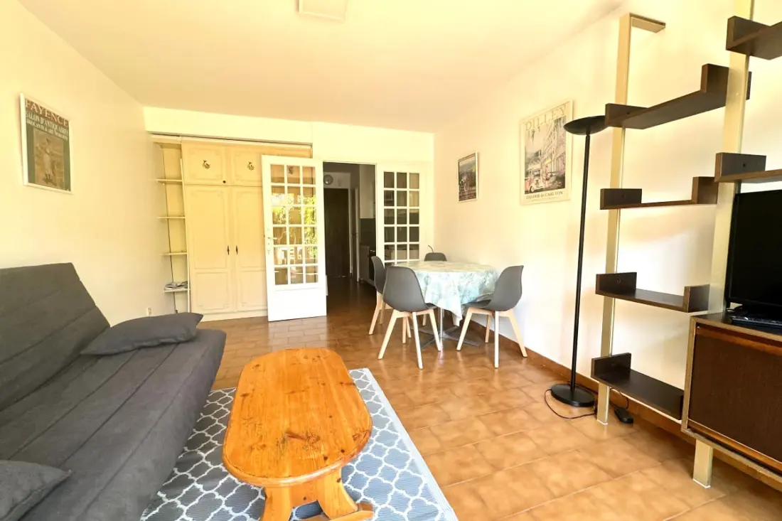 Maisonnette Avec Terrasse à mandelieu-la-napoule