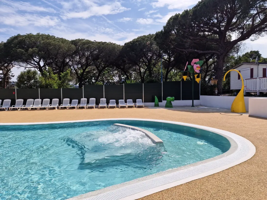 Camping La Provençale 4 étoiles★★★★
