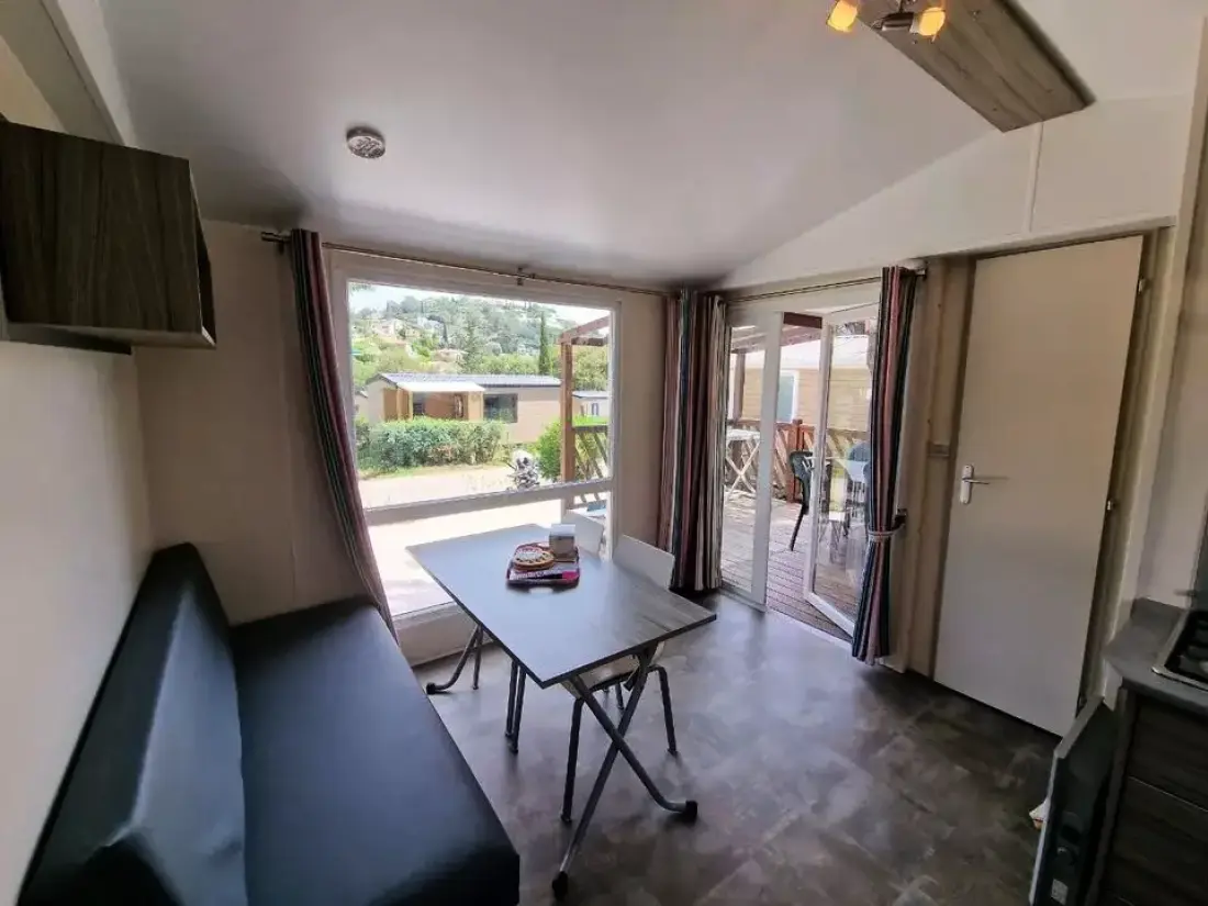 Camping La Provençale 4 étoiles★★★★