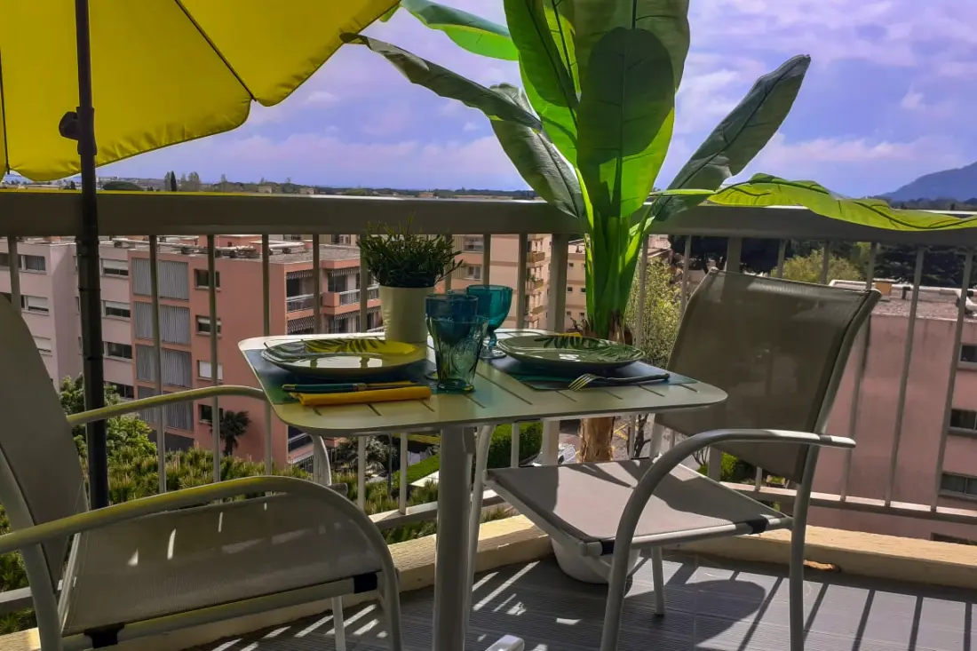 Charmant Studio - 2 Personnes Près De Cannes