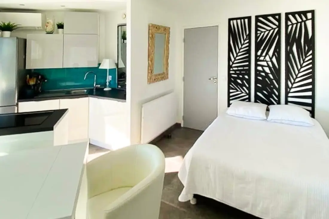 Charmant Studio - 2 Personnes Près De Cannes