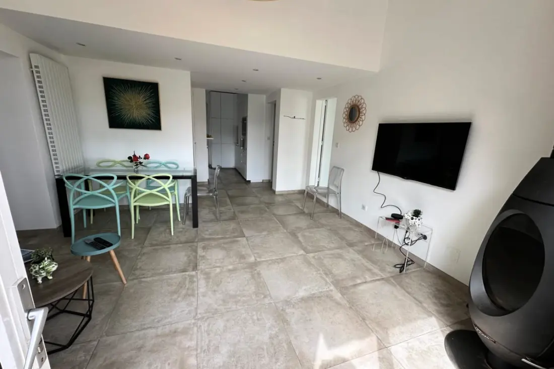 Jolie Maison Portuaire Avec Jardin