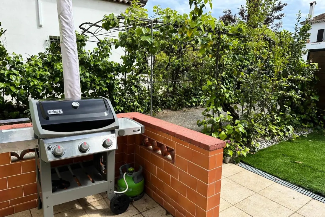 Jolie Maison Portuaire Avec Jardin