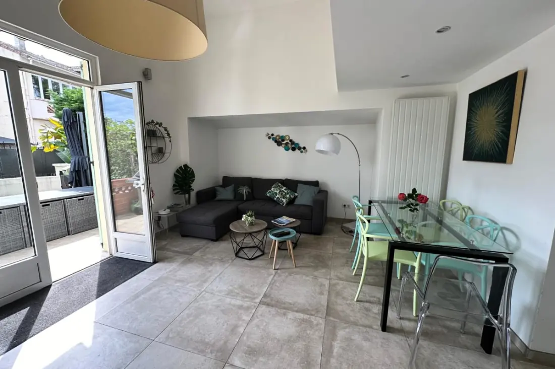 Jolie Maison Portuaire Avec Jardin