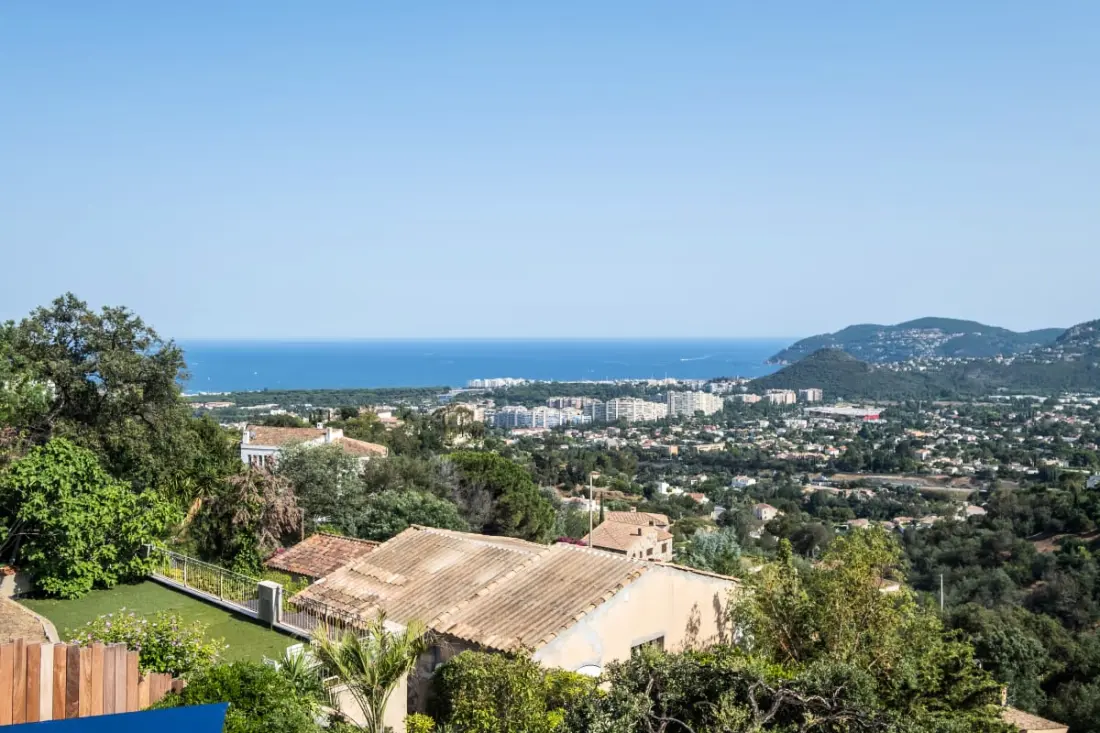 Résidence Maison D'architecte Avec Piscine Chauffée &amp; Sublime Vue Mer