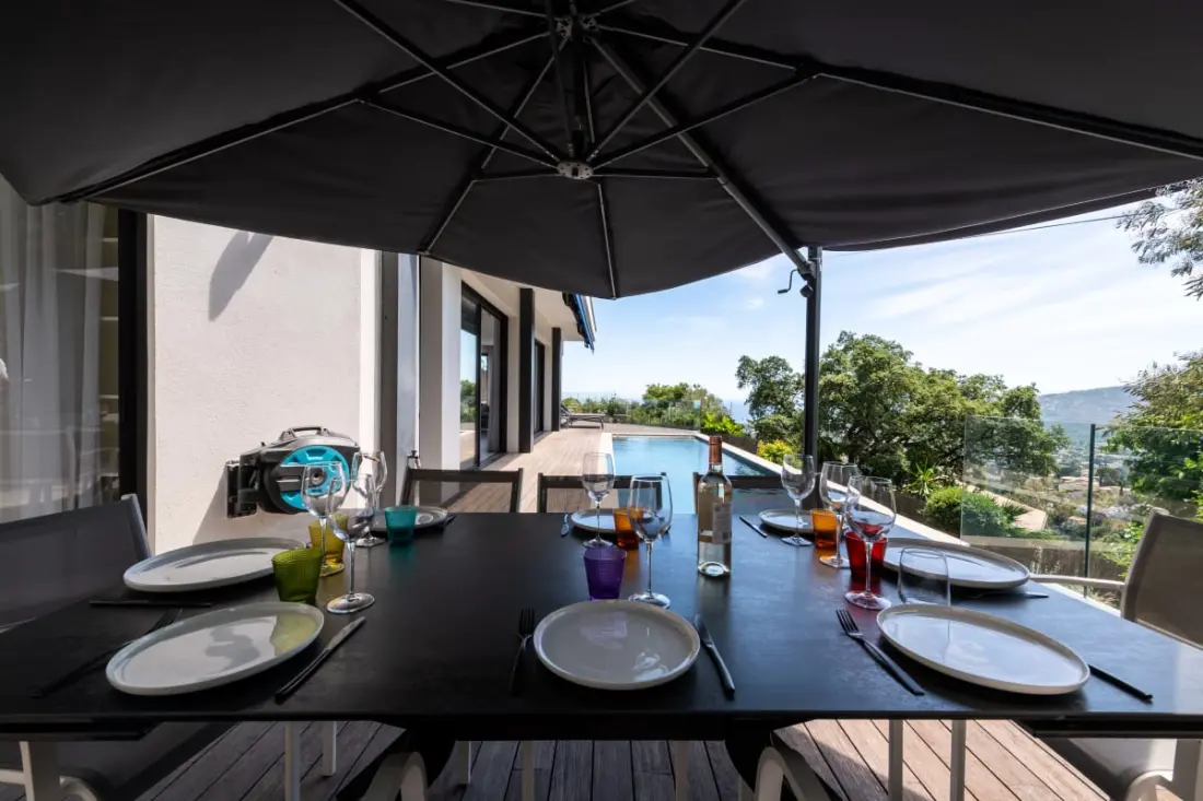 Résidence Maison D'architecte Avec Piscine Chauffée &amp; Sublime Vue Mer