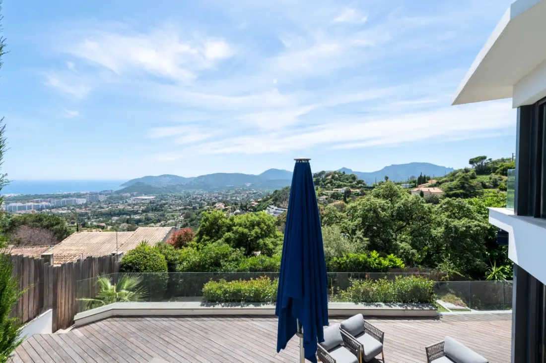 Résidence Maison D'architecte Avec Piscine Chauffée &amp; Sublime Vue Mer