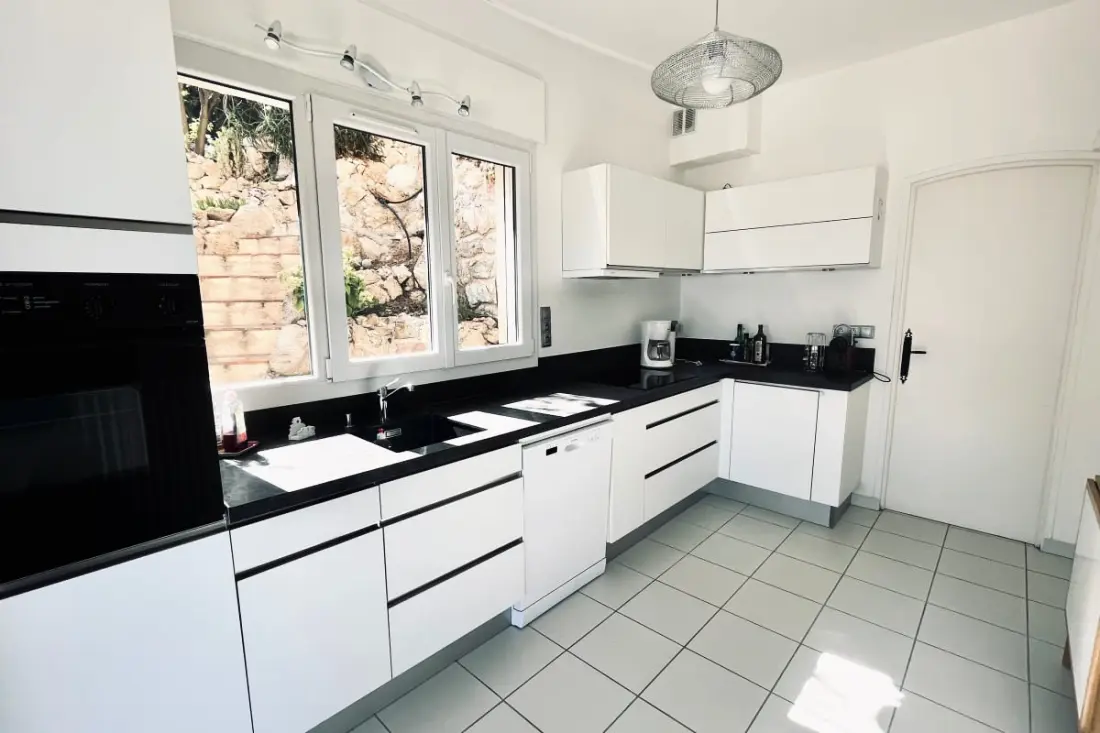 Perle Rare Avec Piscine Et Vue Sur Mer