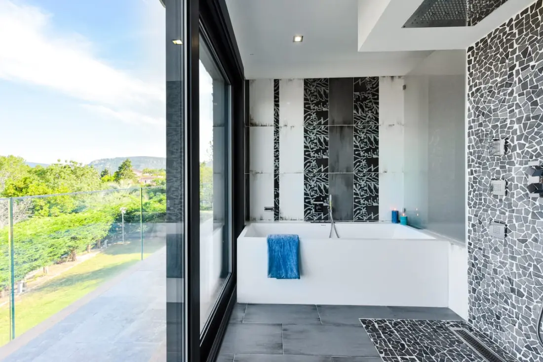 Résidence Villa D’architecte Avec Piscine Chauffée Pour 10 !
