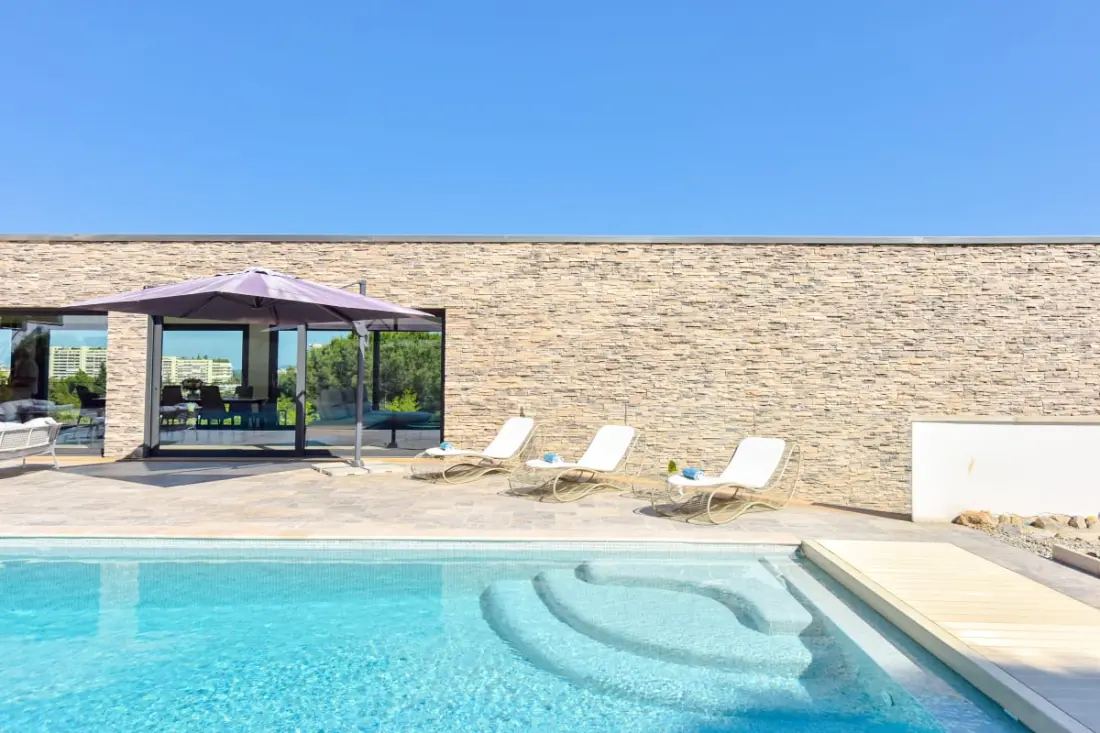 Résidence Villa D’architecte Avec Piscine Chauffée Pour 10 !