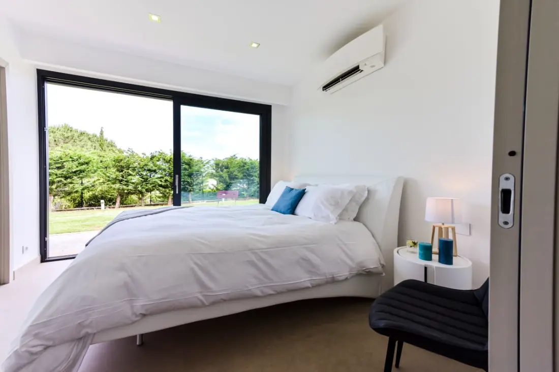 Résidence Villa D’architecte Avec Piscine Chauffée Pour 10 !