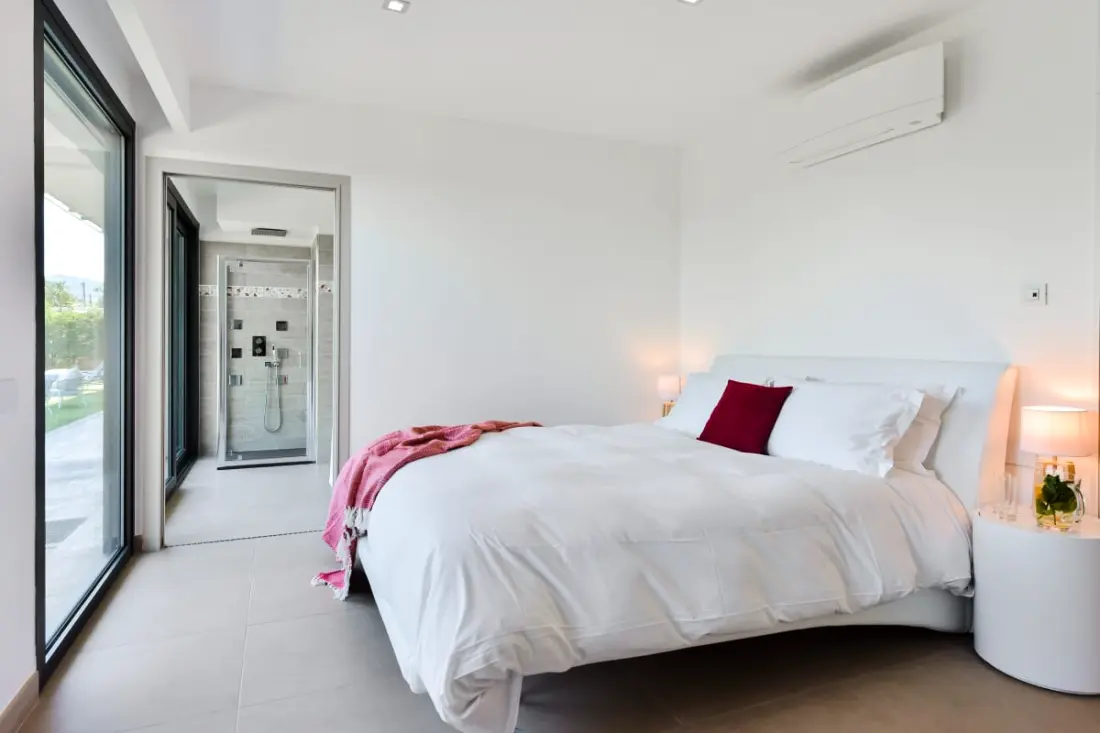 Résidence Villa D’architecte Avec Piscine Chauffée Pour 10 !