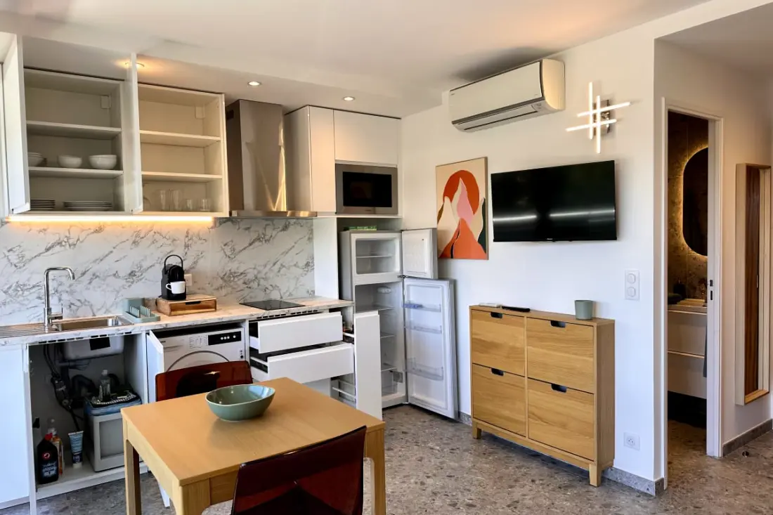 Studio Sur La Marina Avec Terrasse Et Piscine