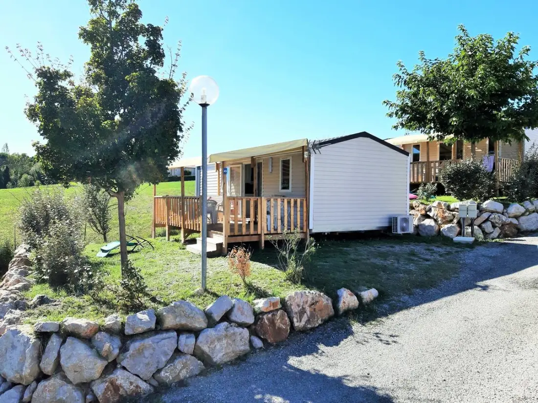 Flower Camping Provence Vallée 3 étoiles★★★