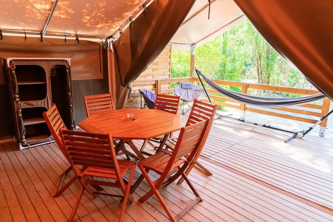 Flower Camping Provence Vallée 3 étoiles★★★