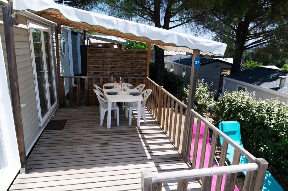 Flower Camping Provence Vallée 3 étoiles★★★