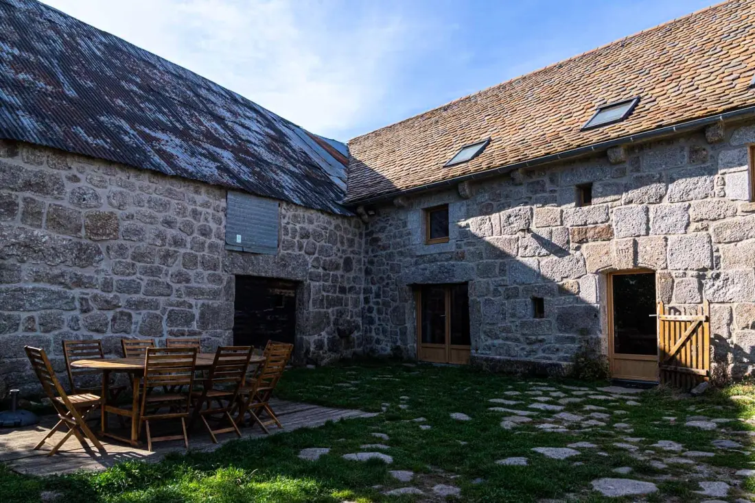 Gîte de France Gîte les violettes d'aubrac 8/11 personnes à rieutort 3 épis