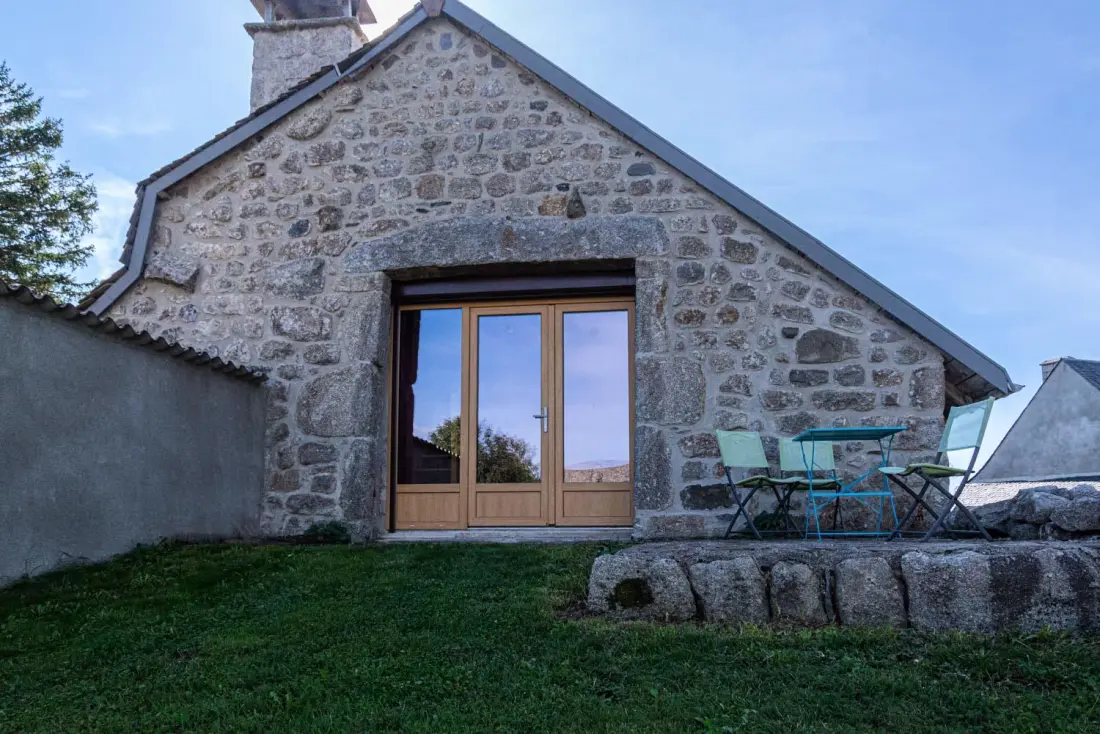 Gîte de France Gîte les violettes d'aubrac 8/11 personnes à rieutort 3 épis