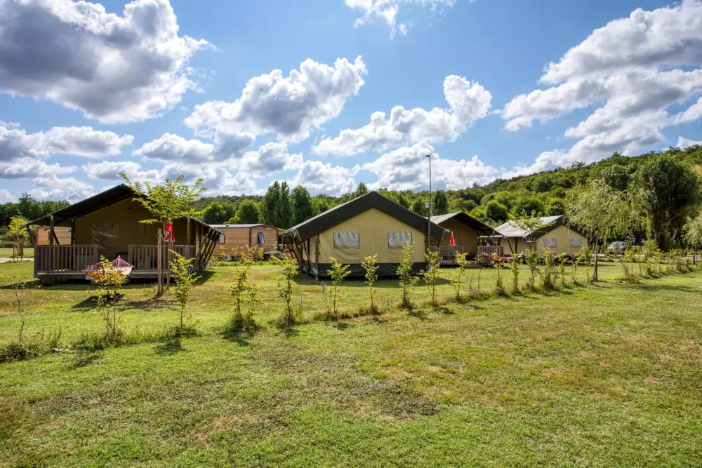 Camping Le Pont de Mazerat 4 étoiles★★★★