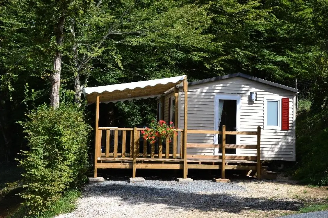 Camping Le Pont de Mazerat 4 étoiles★★★★