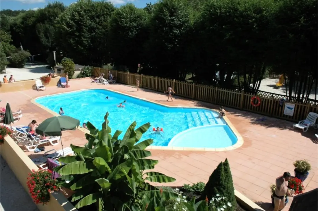 Camping Le Pont de Mazerat 4 étoiles★★★★