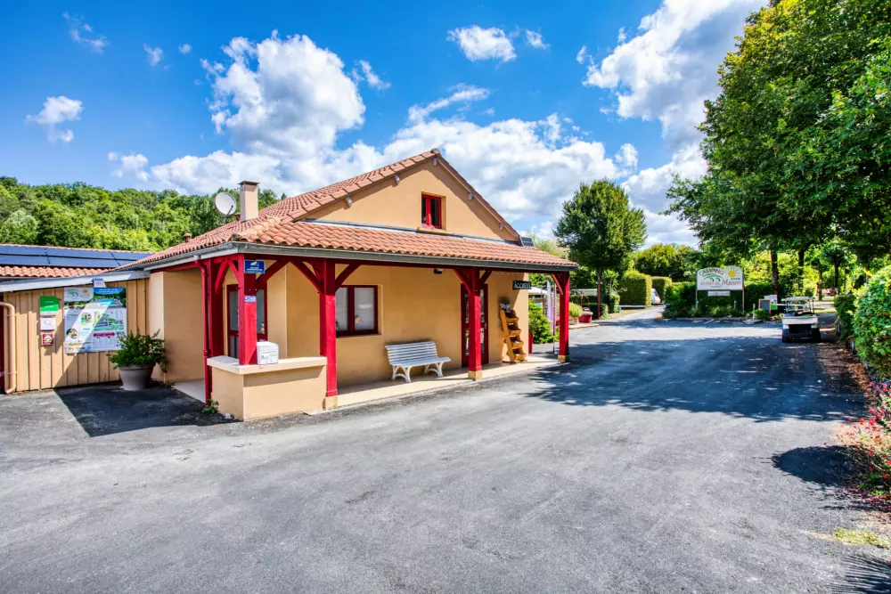 Camping Le Pont de Mazerat 4 étoiles★★★★