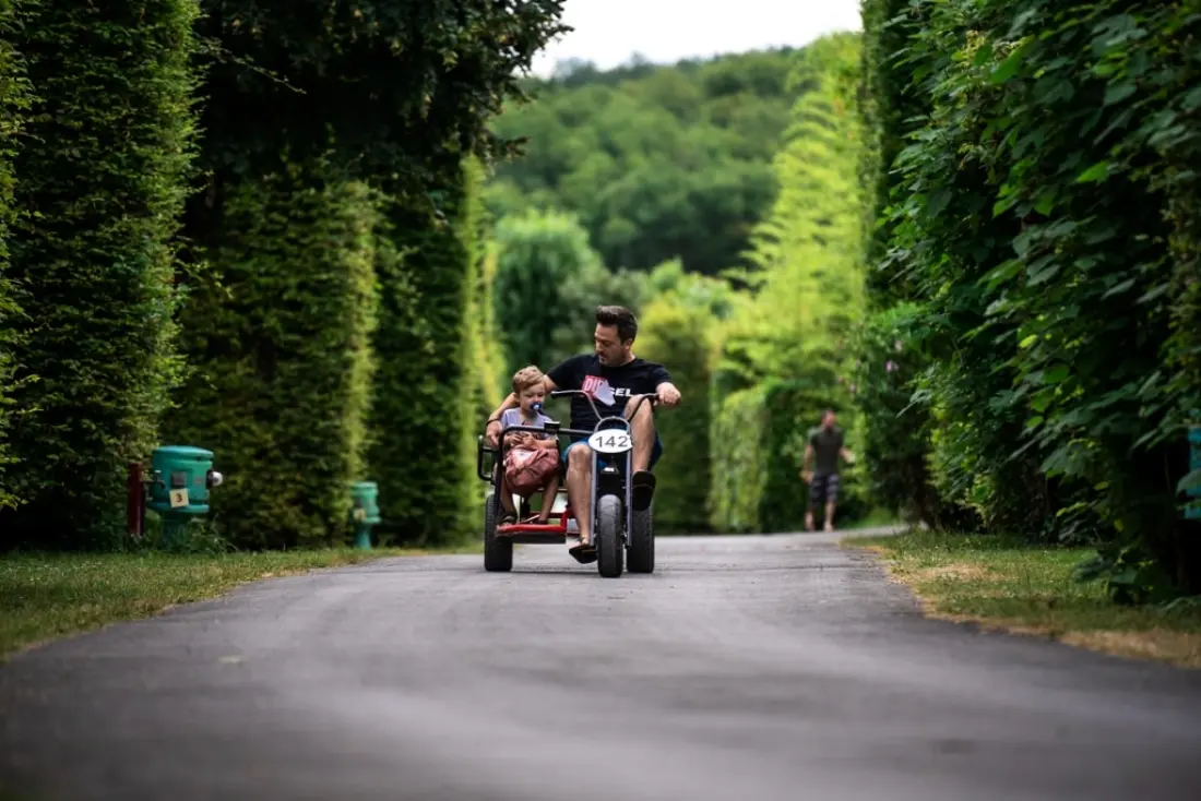 Camping Le Pont de Mazerat 4 étoiles★★★★