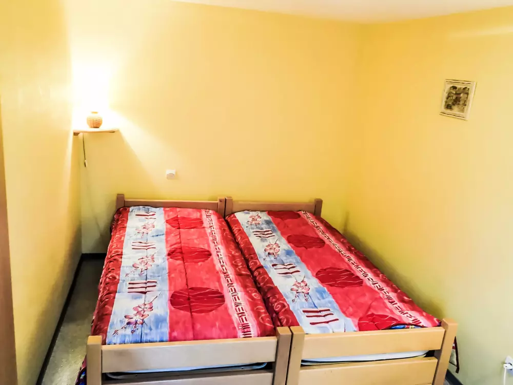 Résidence Résidence jaune et rose