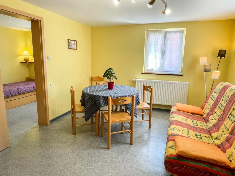 Résidence Résidence jaune et rose