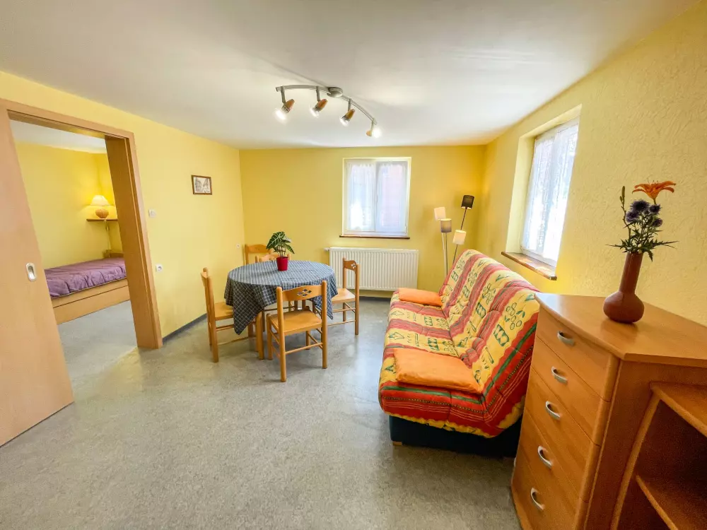 Résidence Résidence jaune et rose