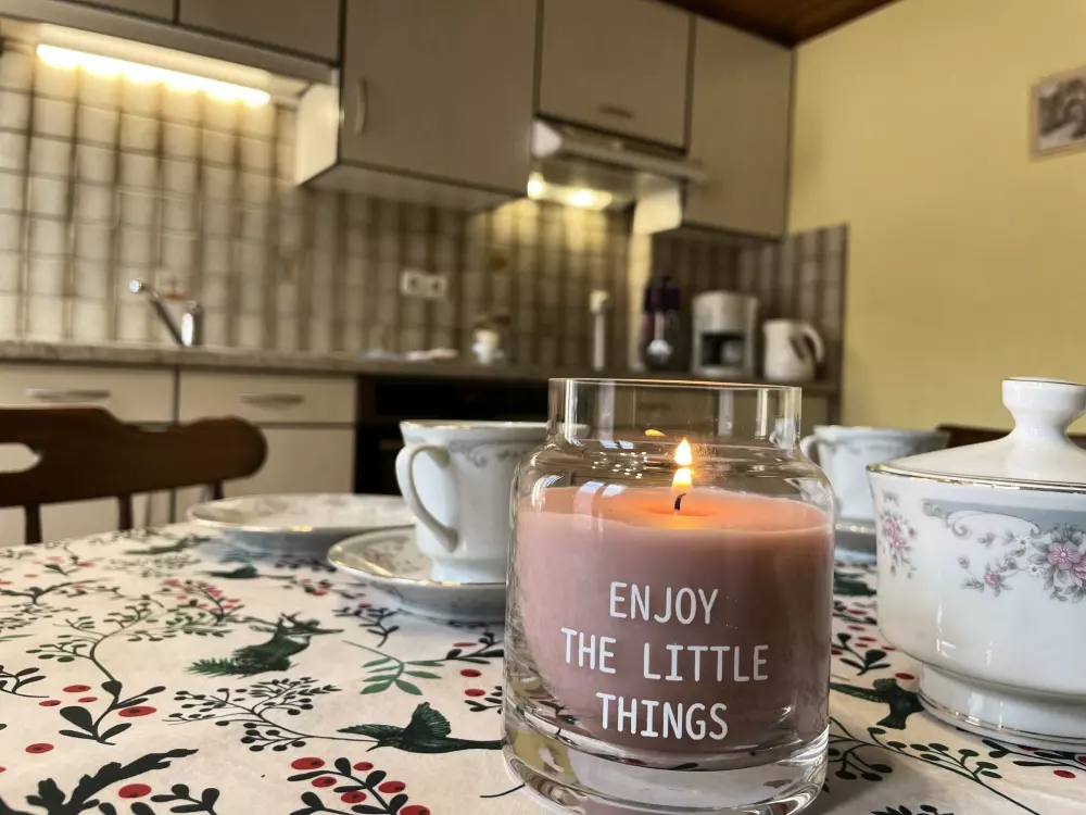 Résidence Résidence jaune et rose