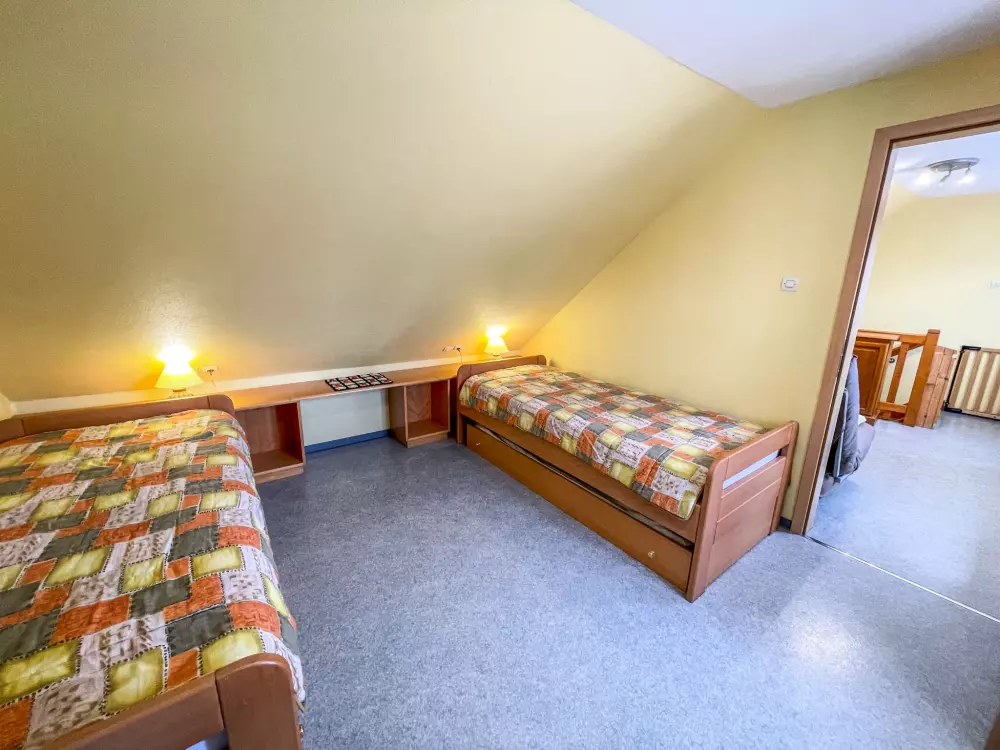 Résidence Résidence jaune et rose