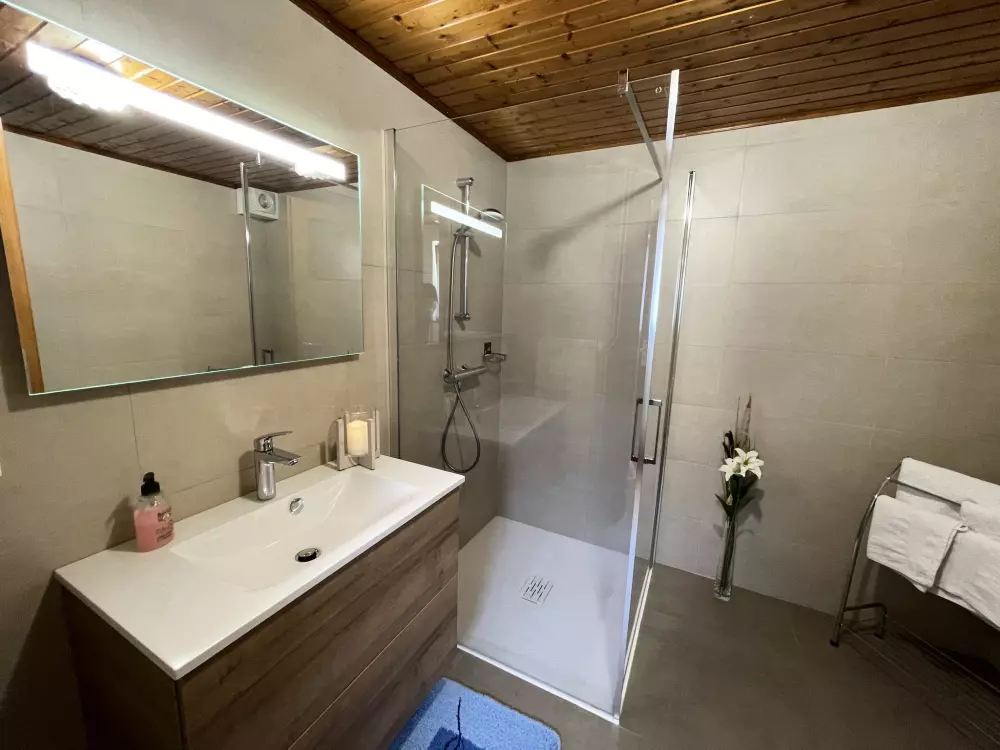 Résidence Résidence jaune et rose