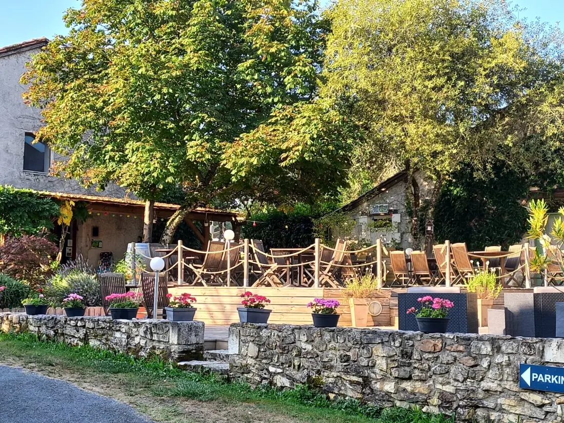 Camping Domaine de Corneuil 3 étoiles★★★