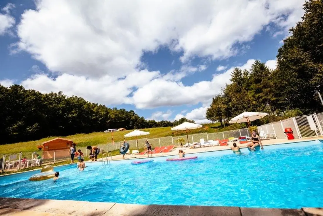Camping Domaine de Corneuil 3 étoiles★★★