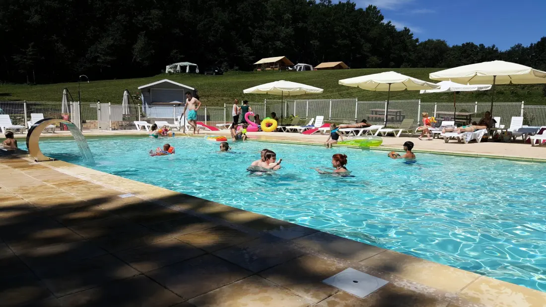 Camping Domaine de Corneuil 3 étoiles★★★