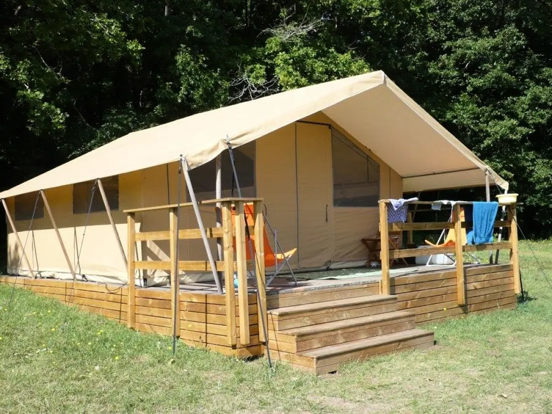 Camping Domaine de Corneuil 3 étoiles★★★
