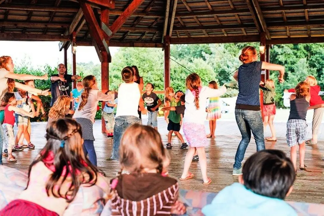 Camping Domaine de Corneuil 3 étoiles★★★