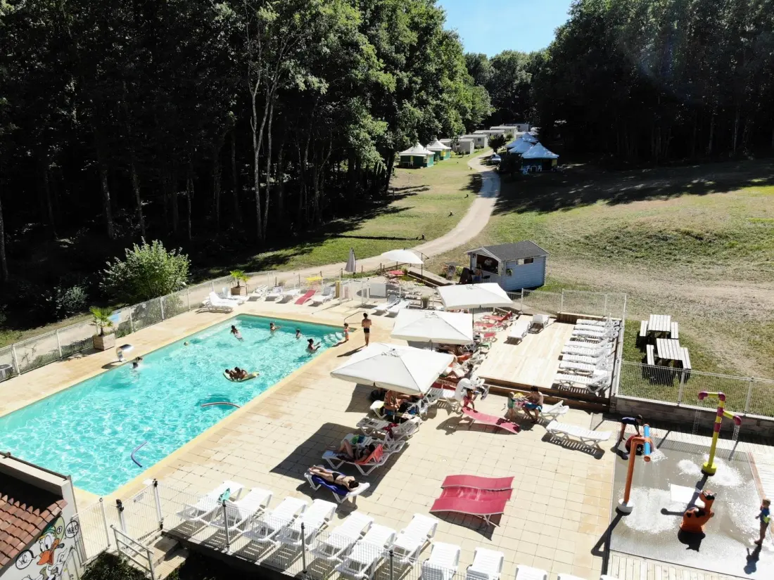 Camping Domaine de Corneuil 3 étoiles★★★