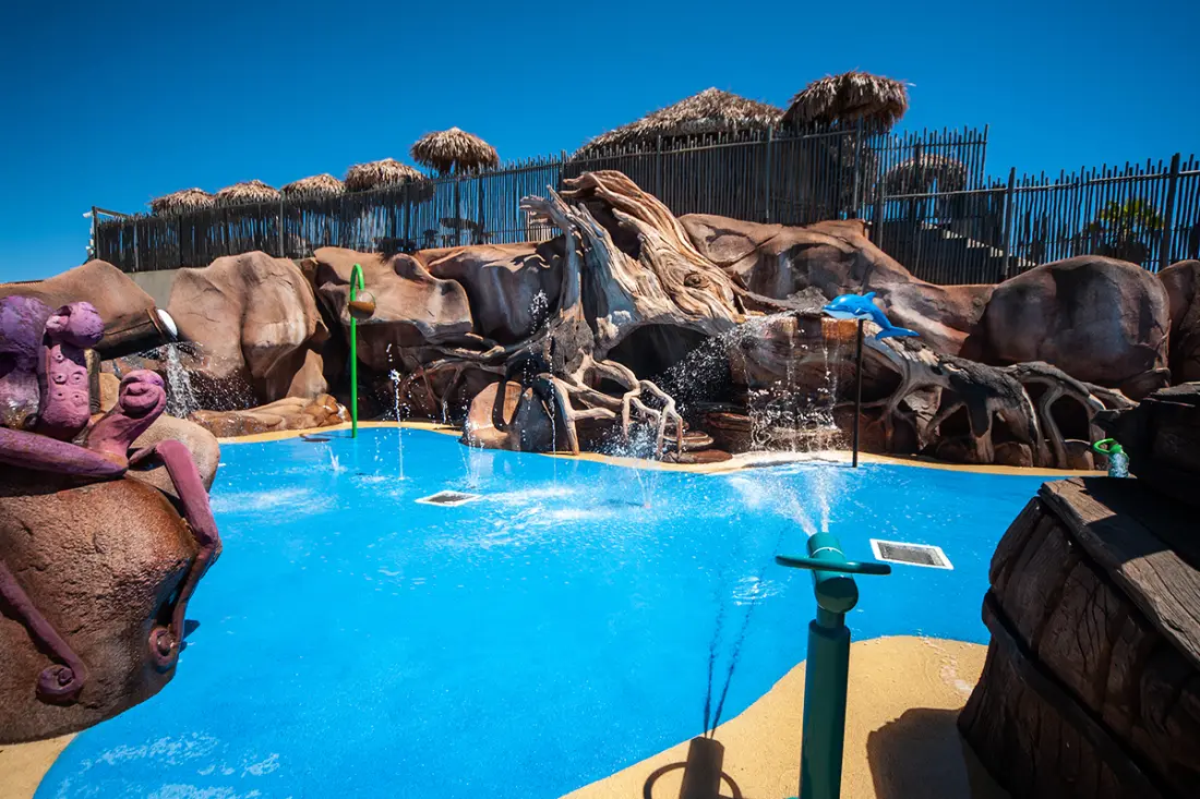 Camping Paradis Robinson 4 étoiles★★★★