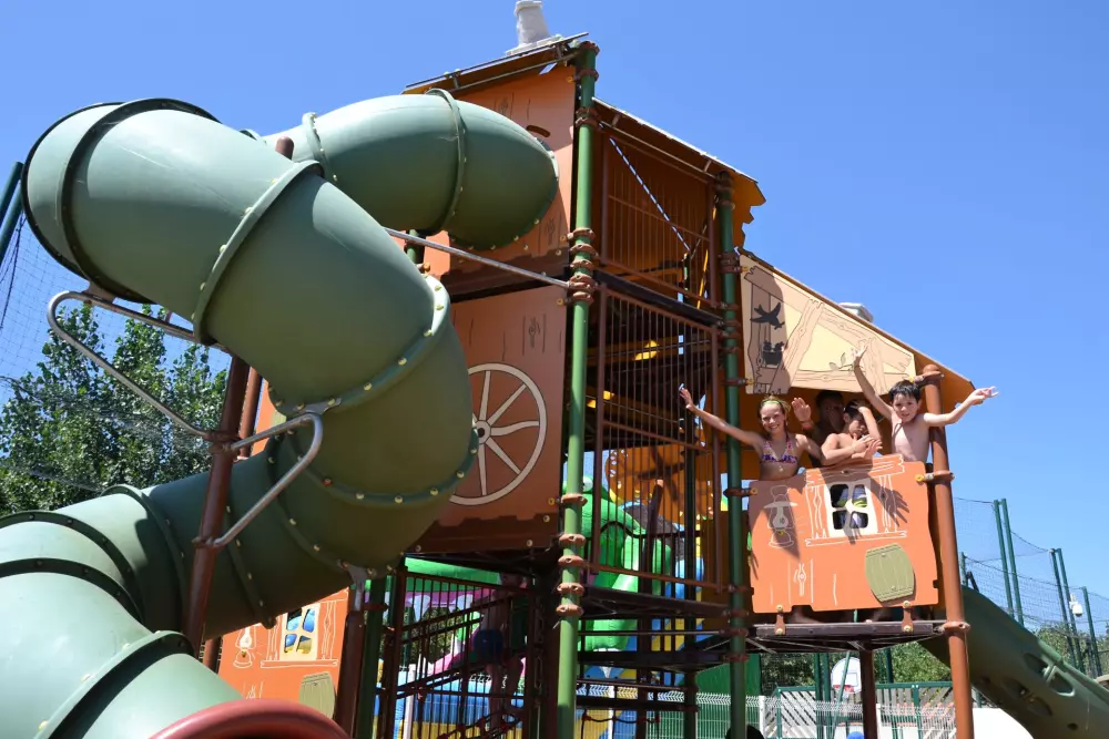 Camping Paradis Robinson3 étoiles★★★