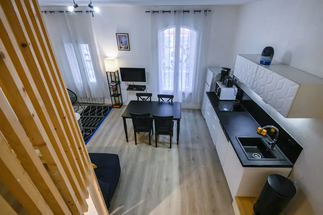 Charmant Studio Situé Dans Le Quartier Du Panier